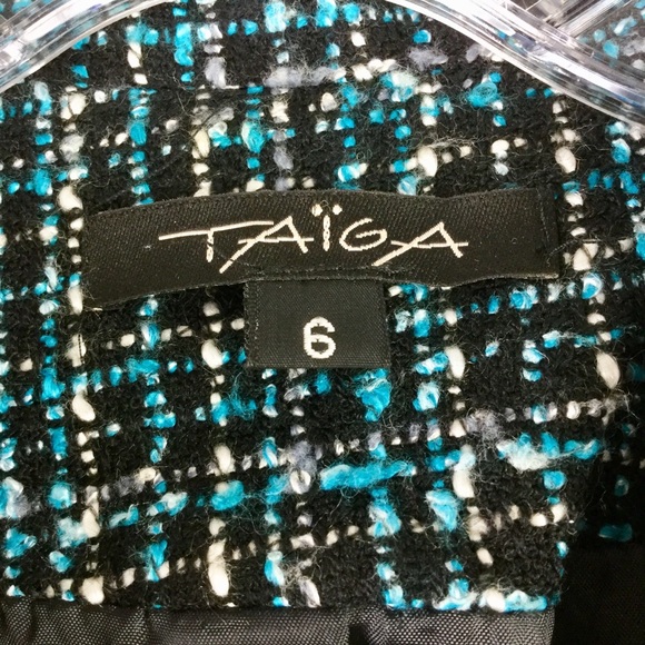Taiga Tweed Blue and Black Suit Size 6 - Picture 11 of 14